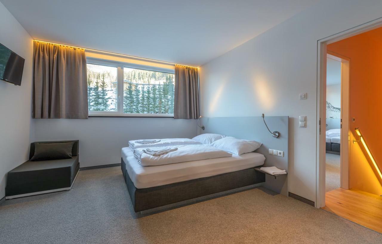 Riverside Residence Флахау Екстериор снимка