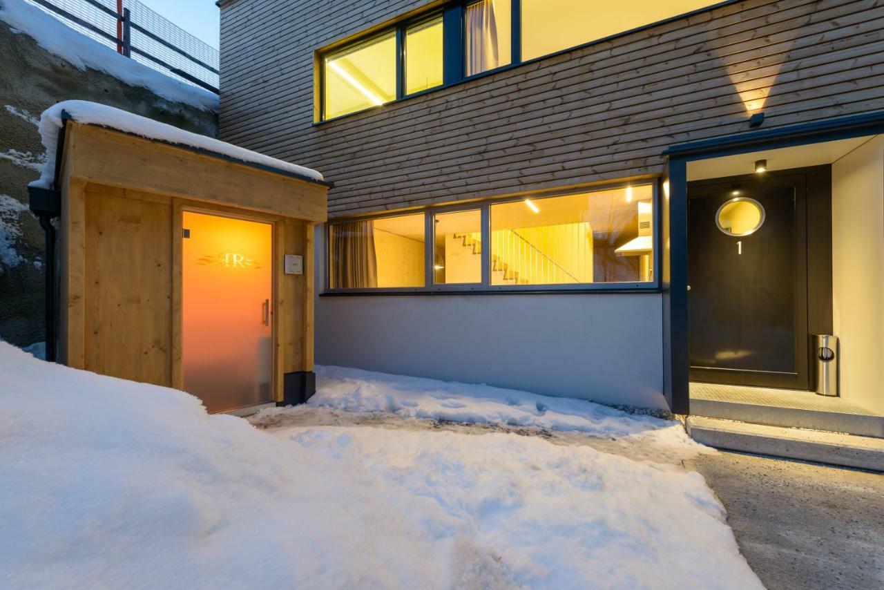 Riverside Residence Флахау Екстериор снимка